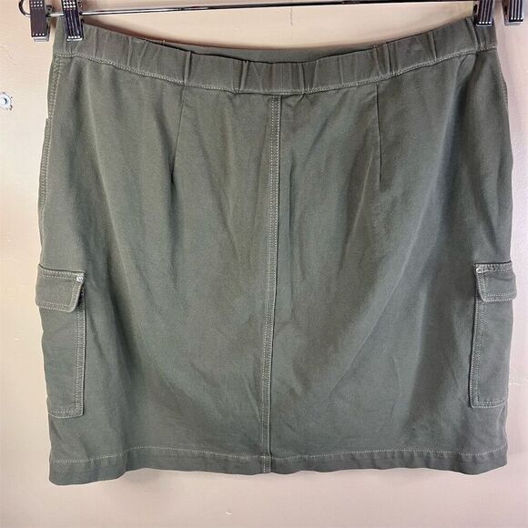 Quacker Factory Women's 1X Green Cargo Skort Knee Length Pockets Comfy Work Wear - Picture 5 of 7